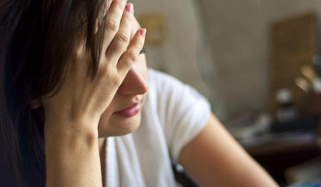 Quá căng thẳng, mệt mỏi, thiếu ngủ... đều là những nguyên nhân khiến bạn suy giảm trí nhớ.